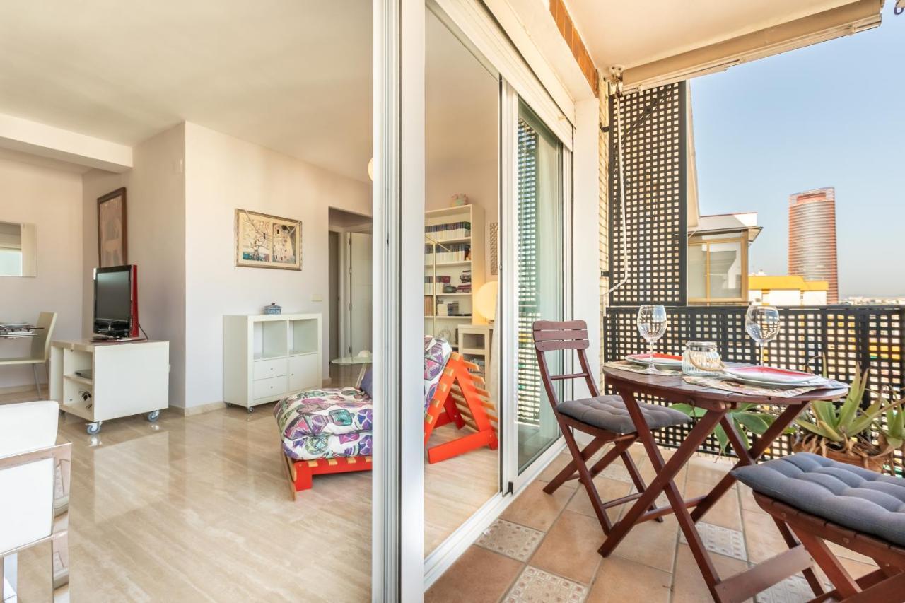 Apartamento Apartamento Desde el cielo de Triana Sevilla Exterior foto